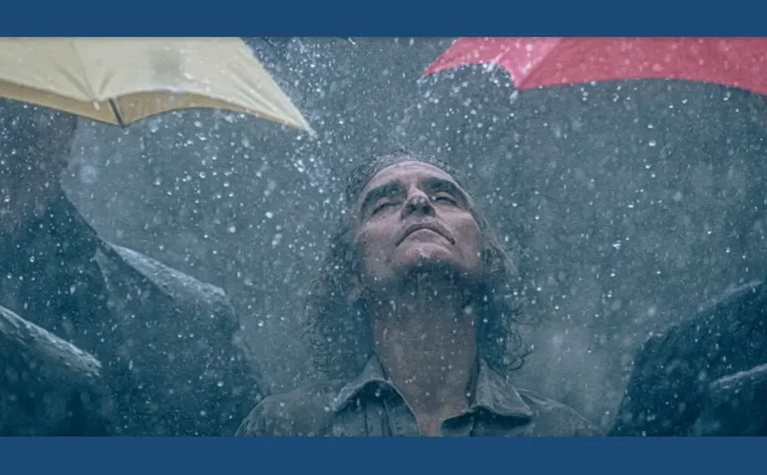 Joaquin Phoenix encara a chuva em imagem inédita de 'Coringa 2'