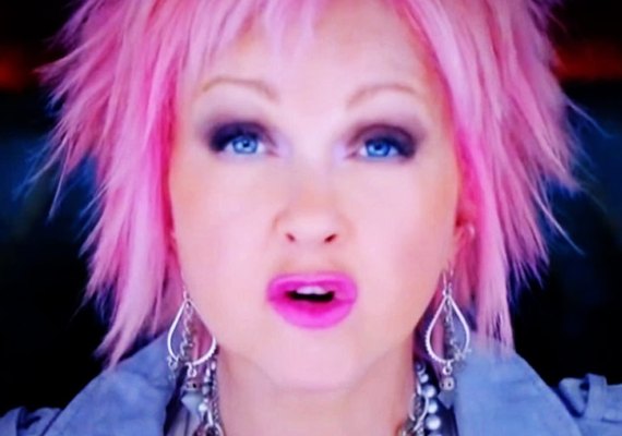 Cyndi Lauper vai se apresentar no Big Brother Brasil 24