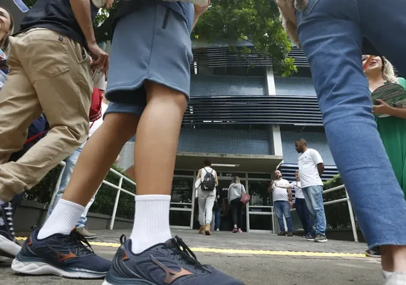 Penas mais duras para crimes em escolas entram em vigor