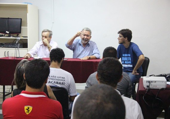 Sindicatos pedem apoio à bancada federal contra reformas