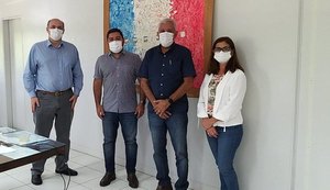 Reitor da Ufal discute parceria com Prefeitura de Viçosa e Cooperativa Pindorama