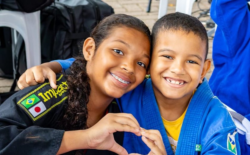 Esporte deve ser tratado como parte da educação, e não como atividade complementar, defende FAEC