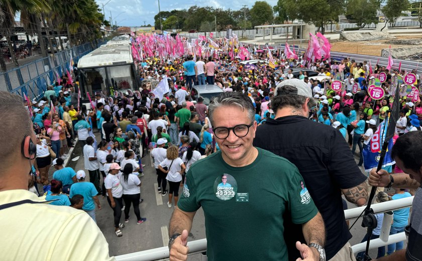 Candidato a vereador participa de maratona de caminhada e caravana na parte alta de Maceió