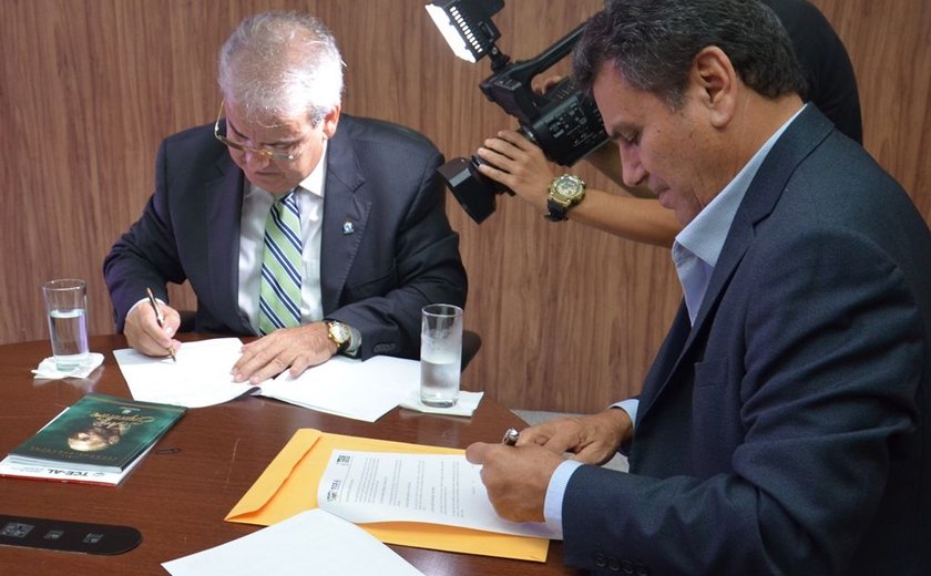 Tribunais de Contas de Alagoas e Sergipe firmam termo de cooperação técnica