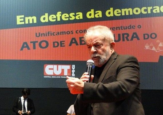 Manifestantes fazem atos de apoio a Lula em São Paulo e no Rio de Janeiro