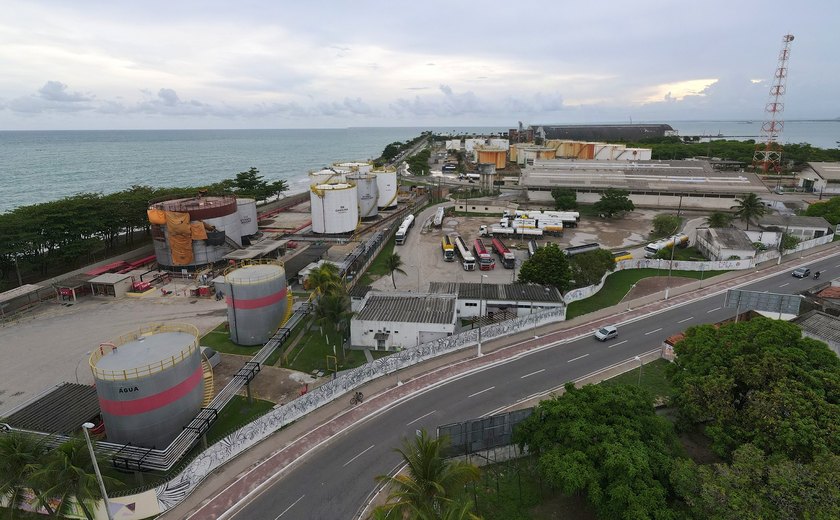 Pedido de licença ambiental para depósito de ácido sulfúrico no Porto de Maceió é indeferido pelo IMA