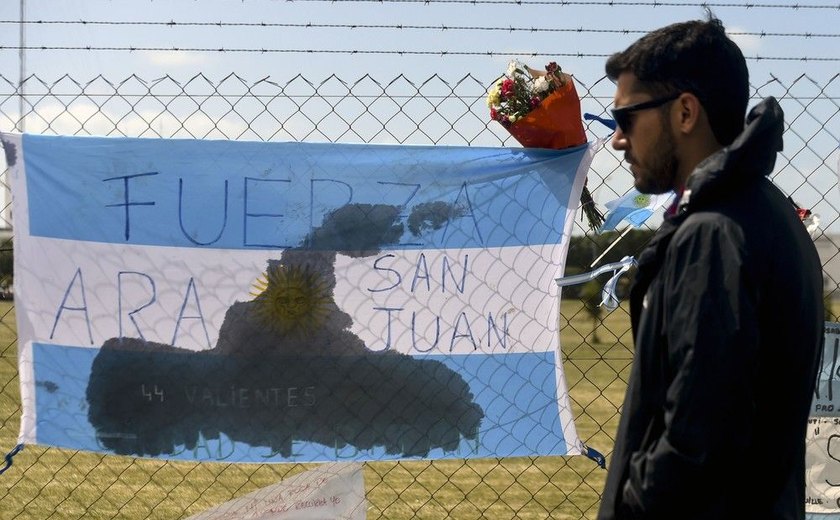 Marinha argentina diz que segue procurando submarino com 'todos os esforços' possíveis