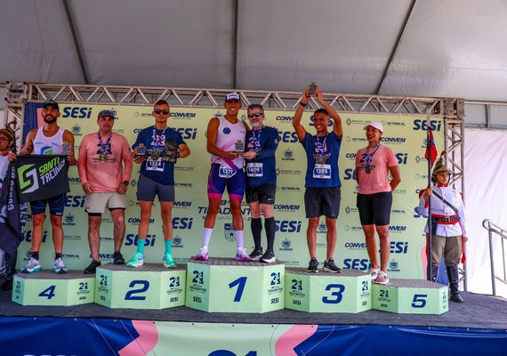 Meia Maratona e 39ª Corrida Tiradentes da PMAL reúne cerca de 2.500 atletas em Maceió