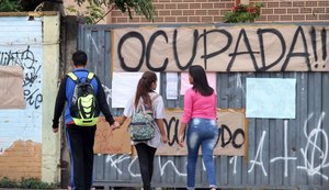 Pelo menos 20 estados e o DF têm escolas e institutos ocupados por estudantes