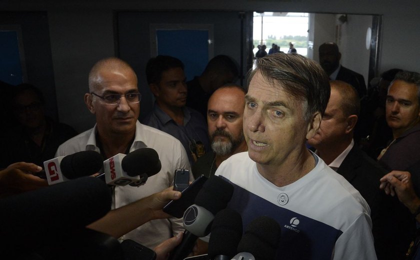 Jair Bolsonaro diz que Petrobras pode ser privatizada em parte