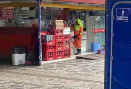 Lanchonete é invadida e tem fachada destruída durante a madrugada em Arapiraca