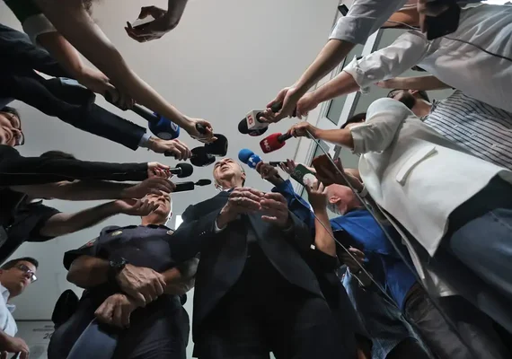 Especialistas mostram pejotização como fraude que precariza jornalismo