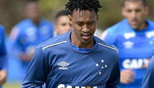 Fabrício não joga mais pelo Cruzeiro este ano e acerta com o Atlético-PR