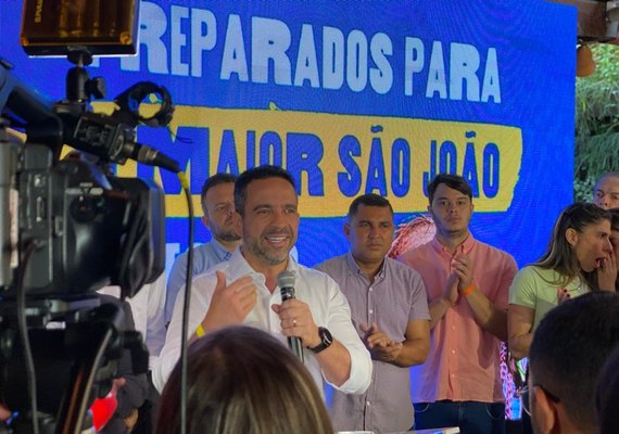 Ao lado de Paulo Dantas, Brivaldo Marques apresenta o maior São João já visto no Benedito Bentes