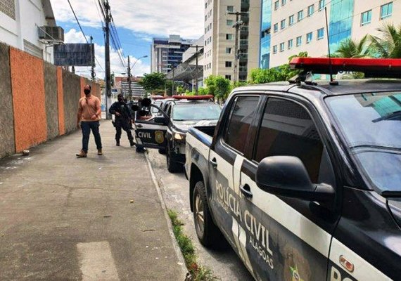 Polícia Civil prende cinco pessoas suspeitas de golpe contra idosos