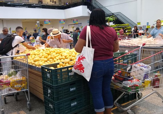 Em AL, vendas do comércio desaceleram em fevereiro