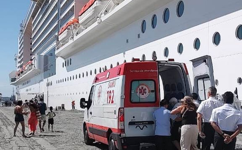 Turista norte-americana é atendida pelo Samu em navio de cruzeiro e encaminhada para hospital