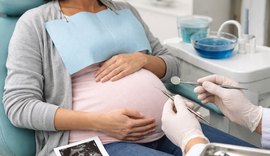 Mês da Mulher: dentista Thaísa Leite alerta para relação entre saúde hormonal e saúde bucal feminina