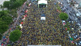 Veja vídeo: torcedores se reúnem na Praça Multieventos para acompanhar estreia do Brasil na Copa do Catar