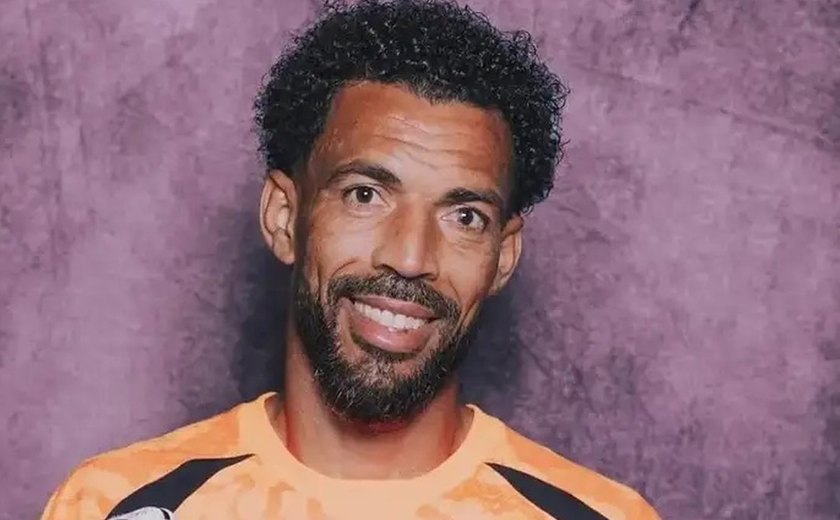 Vozinha no Brasil? Três clubes negociam com goleiro destaque da Copa