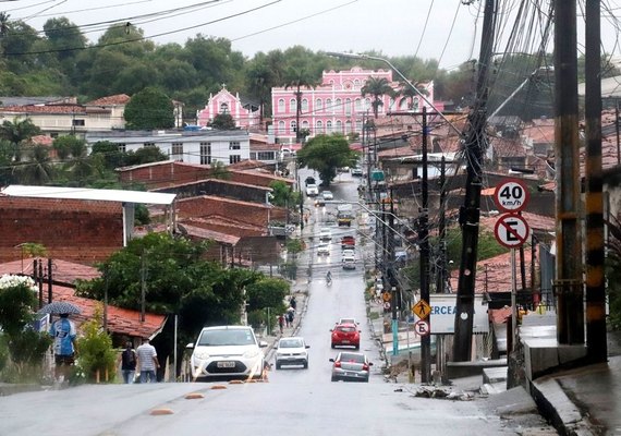 Prefeitura de Maceió estende suspensão de tributos a Mutange e Bebedouro