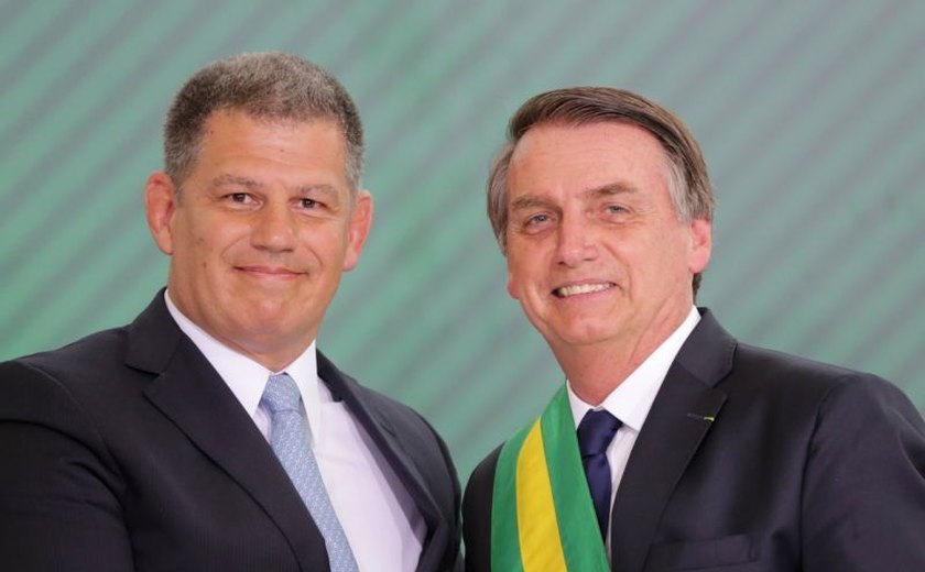 Jair Bolsonaro demite ministro Gustavo Bebianno