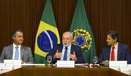 'Não podemos ficar chorando o dinheiro que falta', diz Lula