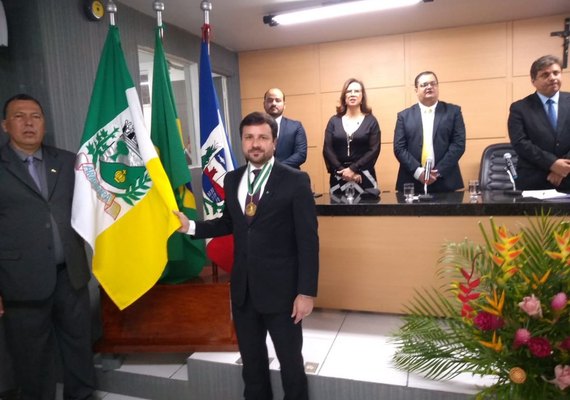 Presidente da OAB/AL é homenageado em Arapiraca