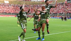 Palmeiras derrota o Vitória no Barradão em tarde inspirada de Deyverson