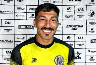 Richard Franco destaca motivação e boa estreia pelo ASA após passagem por clubes brasileiros