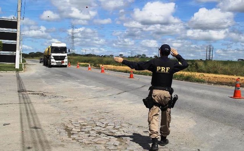 Nas BRs de Alagoas, sete condutores são flagrados dirigindo sob efeito de álcool