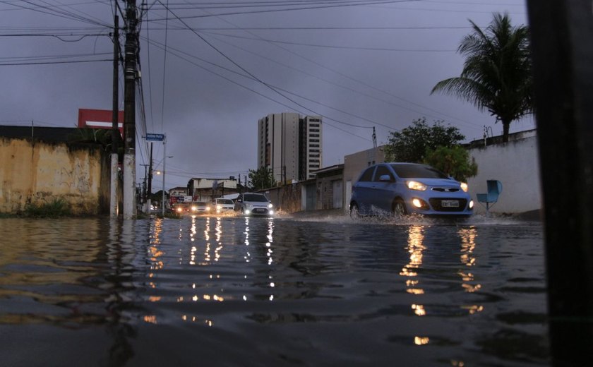 Sala de Alerta informa sobre pancadas de chuvas e trovoadas em pontos de Alagoas
