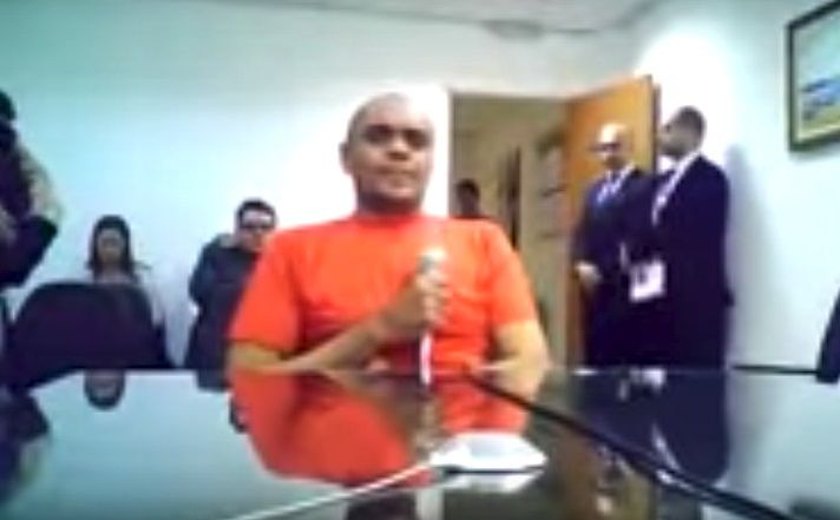 Em vídeo, agressor de Bolsonaro diz que deu 'resposta a ameaças' do candidato; assista