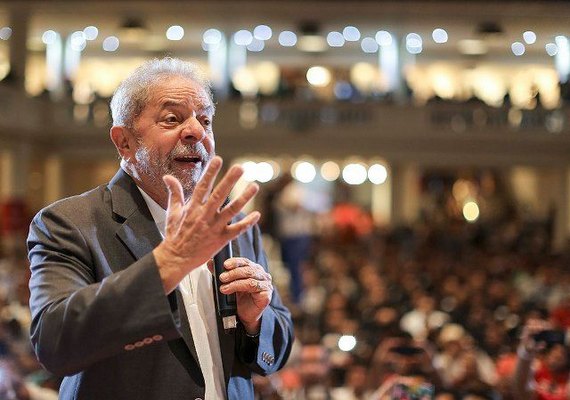 Lula pode participar de horário eleitoral mesmo se for preso