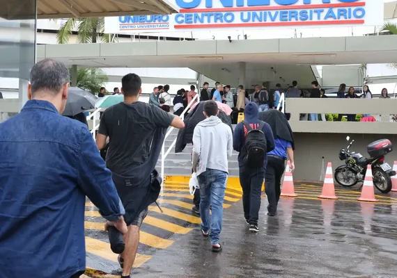 Prova do Enade será aplicada a partir das 13h30; portões fecham às 13h