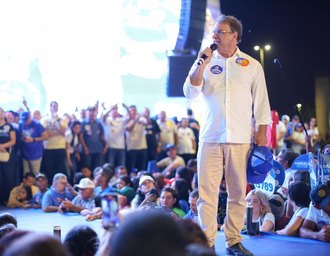 Luciano Barbosa firma apoio a Renan Filho em Arapiraca: “Alagoas não pode parar”