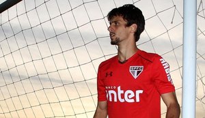 Rodrigo Caio pesa Copa de 2018 e oferta para definir futuro no São Paulo