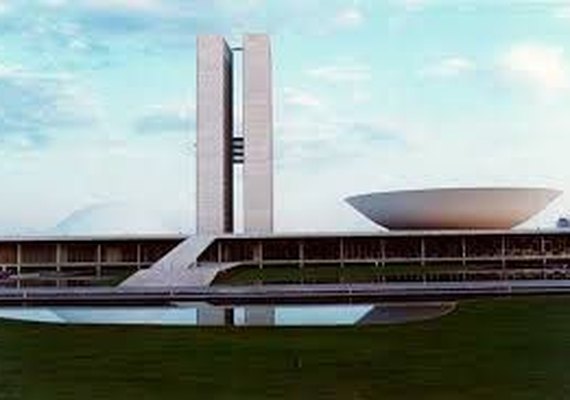 Reforma trabalhista cria limite para terceirização; entenda regras