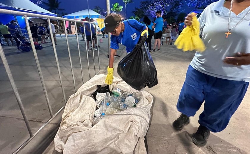 Cooperativa realiza coleta seletiva em evento de corrida na orla da Pajuçara