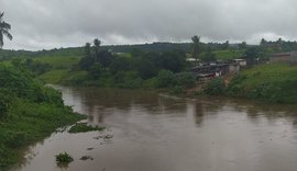 Vídeo: Rio Paraíba registra grande volume de água  e ameaça transbordar