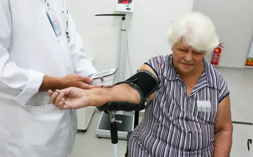 Pessoas 50+ vão representar metade do consumo com saúde em 2044