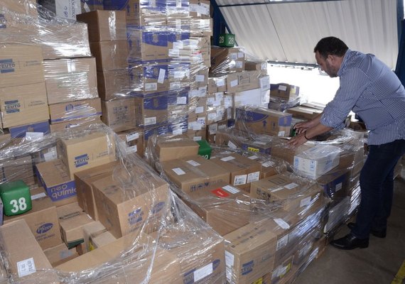Secretaria inicia distribuição de 4.529 kits de medicamentos do Dose Certa
