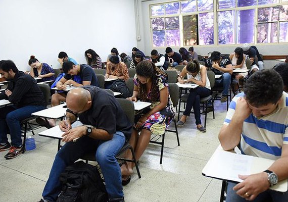 Sesi/AL oferta vagas gratuitas para Ensino Médio - EJA à distância