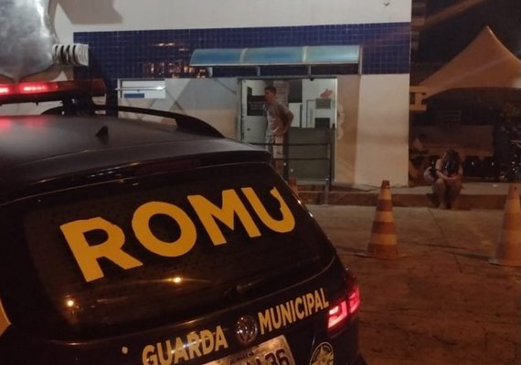 Jovem de 19 anos suspeito de assalto na parte baixa é preso e comparsa foge