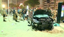 Motorista invade calçadão e deixa feridos na Praia de Copacabana