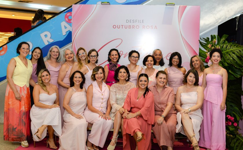 Nutrindo Laços emociona público em desfile com mulheres que enfrentam o câncer em Maceió