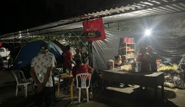 Movimentos agrários ocupam prédios federais e cobram desapropriações em Alagoas