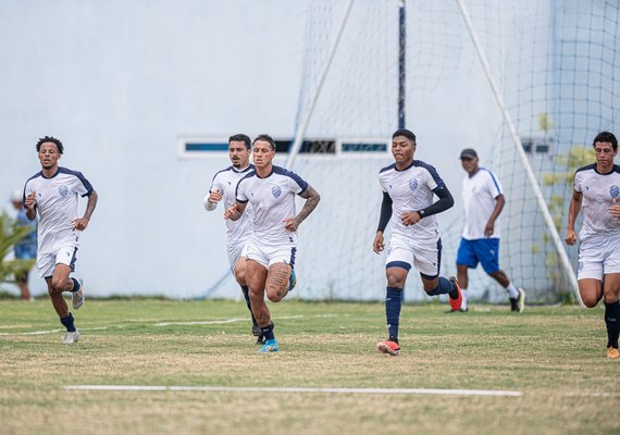 CSA confirma três jogos-treino em dezembro e anuncia chegada de reforços