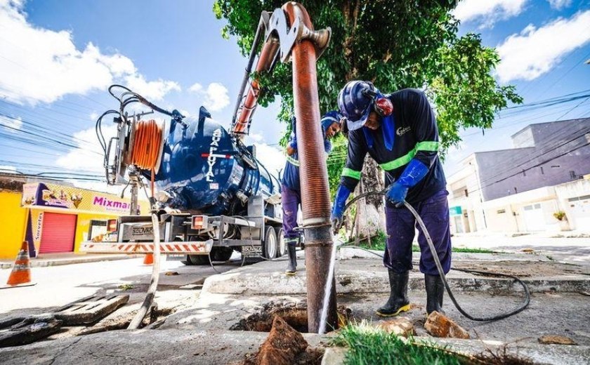 Em setembro, Seminfra retira 469 toneladas de entulho da rede de drenagem