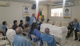 Reunião da Academia Maceioense de Letras é um Sucesso com Palestra sobre Democracia